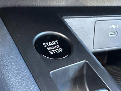 New 2026 Nissan Kicks S image 31