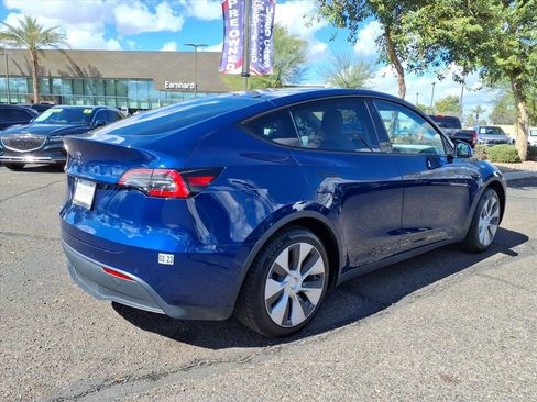 Used 2021 Tesla Model Y 2WD image 5