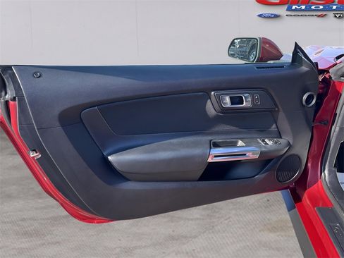 Used 2019 Ford Mustang Coupe w/ Ecoboost Performance Package image 10