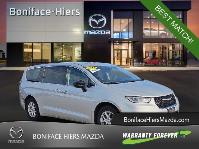 Used 2024 Chrysler Pacifica Touring-L FWD image 1