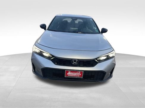 Used 2025 Honda Civic Sport image 2