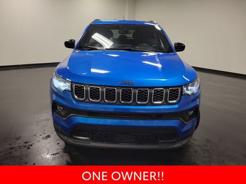 Used 2024 Jeep Compass Latitude AWD/4WD image 3