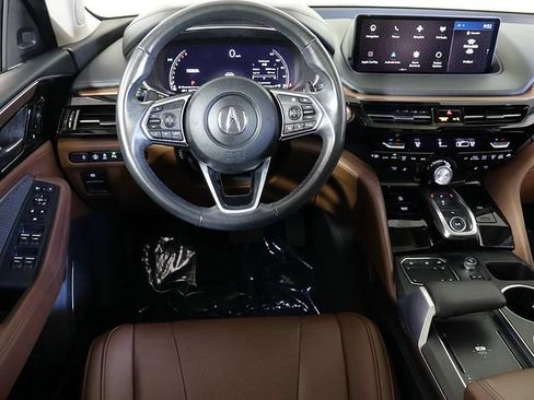 Used 2024 Acura MDX SH-AWD w/ Technology Package image 3