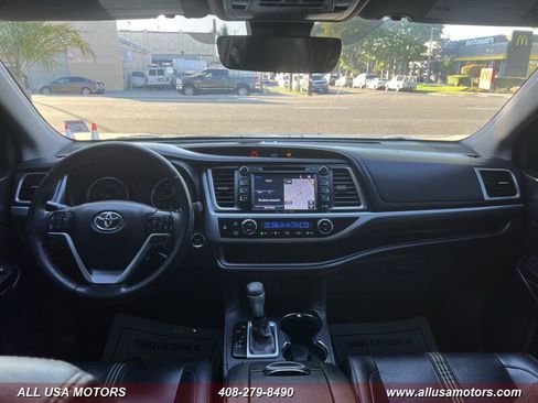 Used 2019 Toyota Highlander SE AWD/4WD image 35