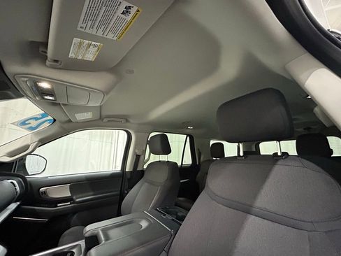 Used 2025 Ford Expedition Max Active image 16