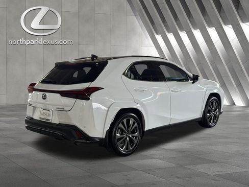 Certified 2024 Lexus UX 250h F Sport FWD image 6
