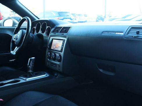 Used 2012 Dodge Challenger SRT8 image 29