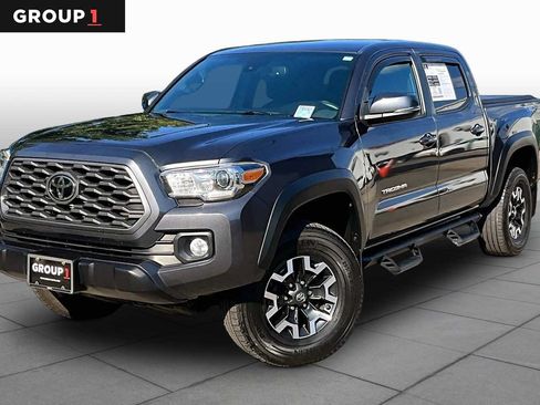 Certified 2020 Toyota Tacoma TRD Off-Road w/ Technology Package AWD/4WD image 1