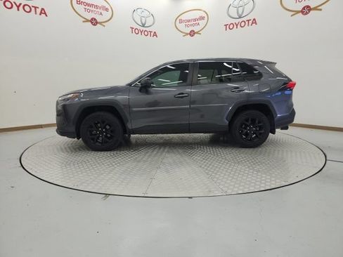 Used 2023 Toyota RAV4 LE FWD image 5
