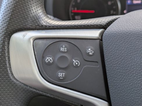 Used 2024 GMC Terrain SLE w/ Driver Convenience Package FWD image 20