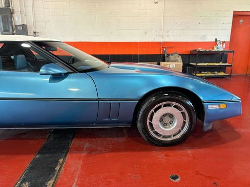 Used 1987 Chevrolet Corvette Convertible image 5