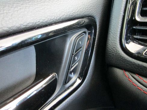 Used 2025 Dodge Durango R/T AWD/4WD image 39