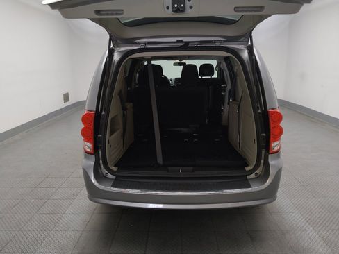 Used 2017 Dodge Grand Caravan SE w/ Power Window Group FWD image 29