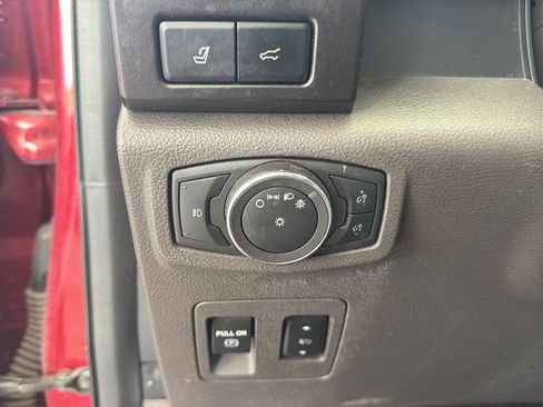 Used 2018 Ford Expedition Limited w/ Equipment Group 301A AWD/4WD image 24