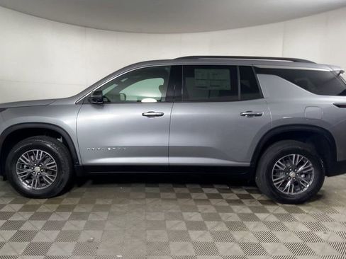 New 2026 Chevrolet Traverse LT w/ Driver Confidence Package image 5