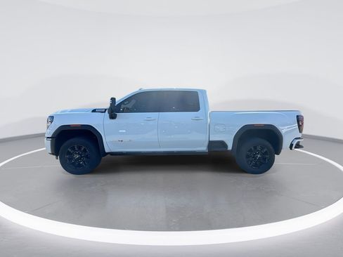 Used 2024 GMC Sierra 2500 AT4 w/ AT4 Premium Plus Package image 5