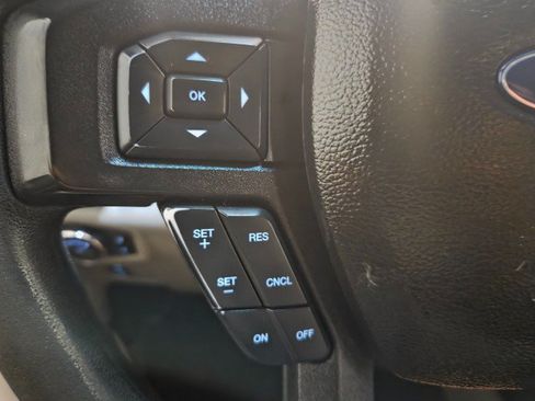 Used 2017 Ford F250 XLT w/ XLT Value Package AWD/4WD image 46