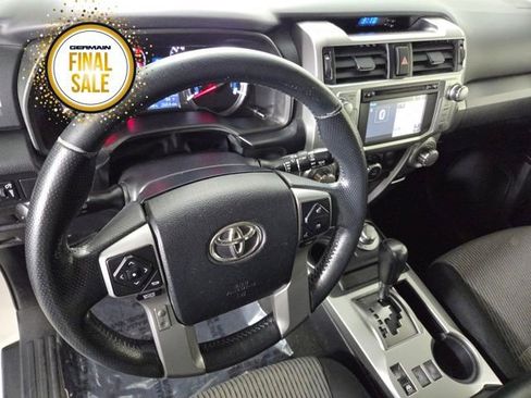 Used 2016 Toyota 4Runner SR5 image 14