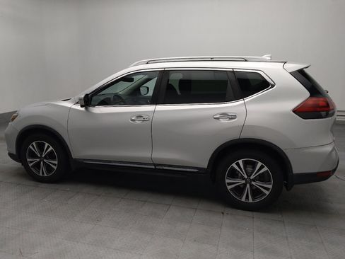 Used 2018 Nissan Rogue SL FWD image 3