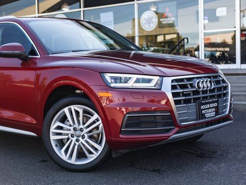 Used 2019 Audi Q5 2.0T Premium Plus w/ Premium Plus Package image 3