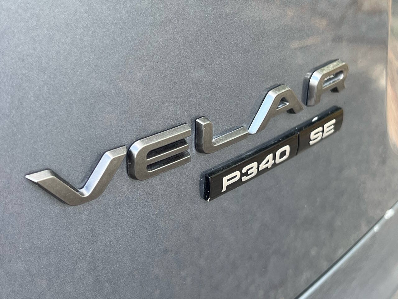Used 2019 Land Rover Range Rover Velar R-Dynamic SE AWD/4WD image 20