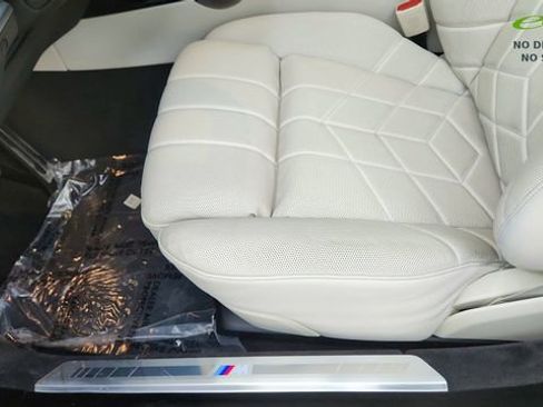 Used 2024 BMW i7 eDrive50 w/ M Sport Package RWD image 34
