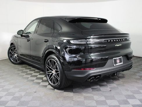 New 2026 Porsche Cayenne E-Hybrid Coupe image 3