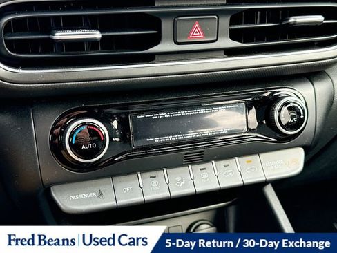 Used 2023 Hyundai Kona SEL w/ Convenience Package image 15