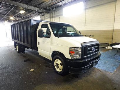 Used 2025 Ford E-350 and Econoline 350 Super Duty w/ Power Equipment Group