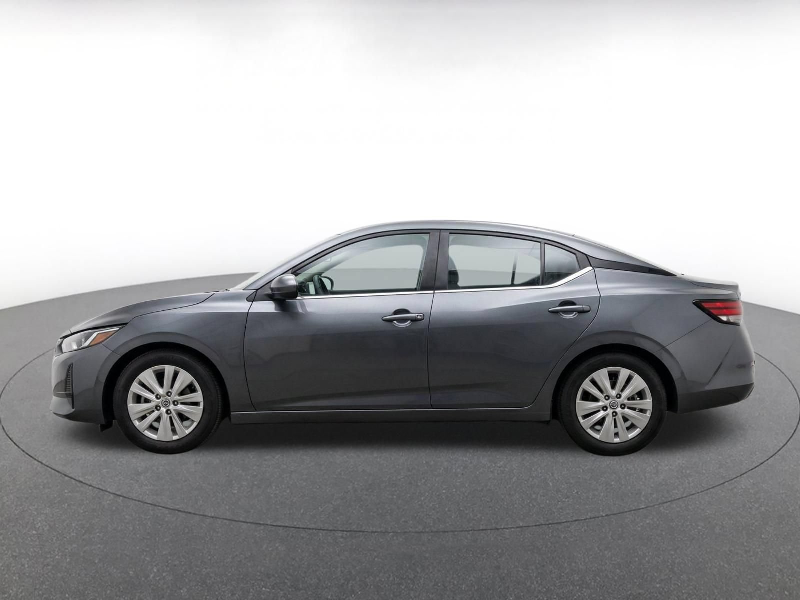 Used 2025 Nissan Sentra S FWD image 4