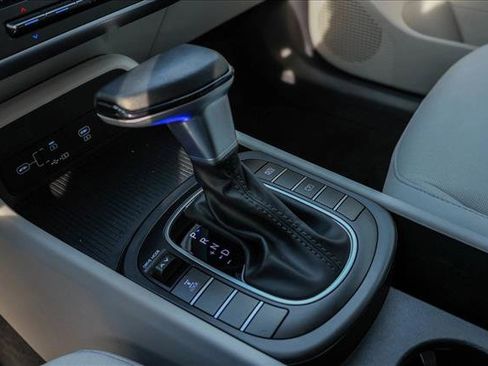 Certified 2025 Hyundai Kona SEL image 21