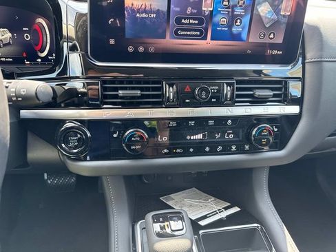 New 2026 Nissan Pathfinder SL AWD/4WD image 30