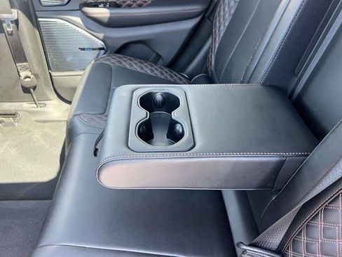 Used 2022 Jeep Grand Cherokee Summit AWD/4WD image 10