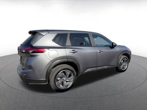 Used 2025 Nissan Rogue SV image 14