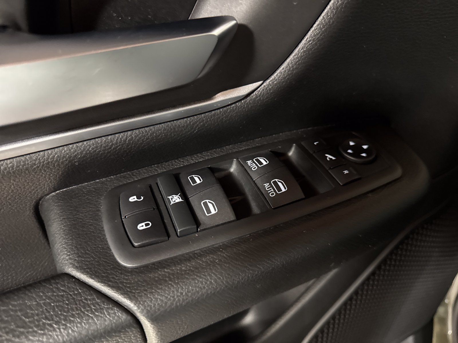 Used 2020 RAM 1500 Big Horn AWD/4WD image 16