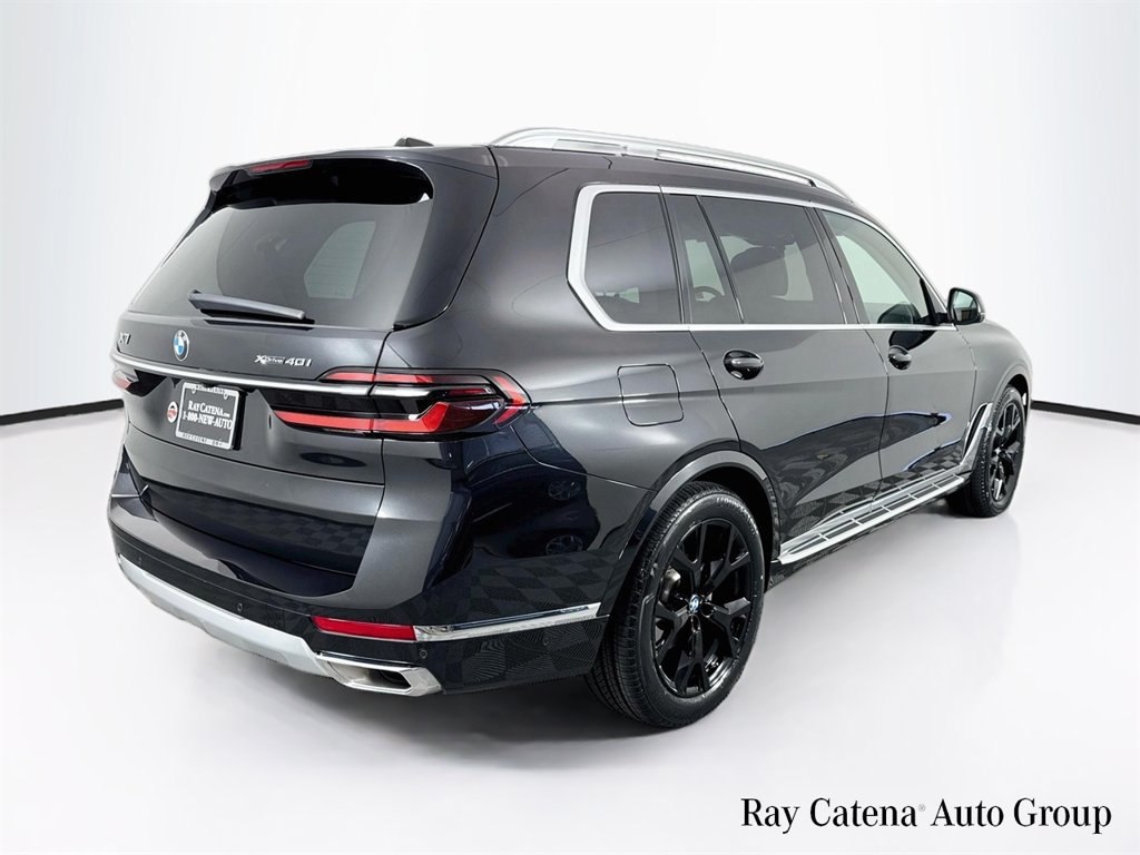 Used 2024 BMW X7 xDrive40i w/ Premium Package AWD/4WD image 7