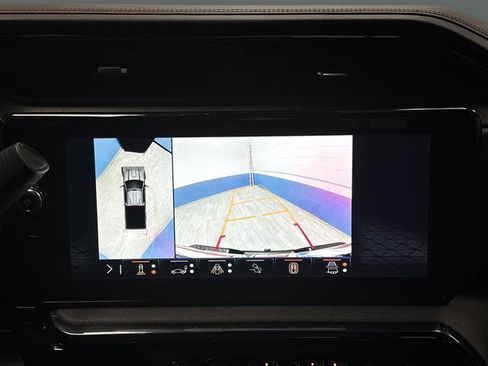 Used 2024 GMC Sierra 2500 AT4 w/ AT4 Premium Plus Package image 10