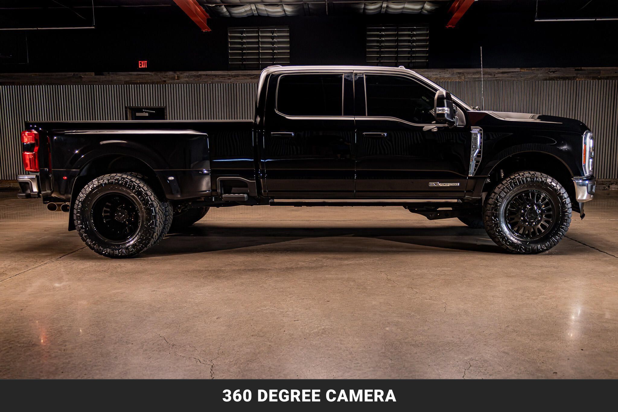 Used 2023 Ford F350 Lariat w/ Lariat Ultimate Package AWD/4WD image 11