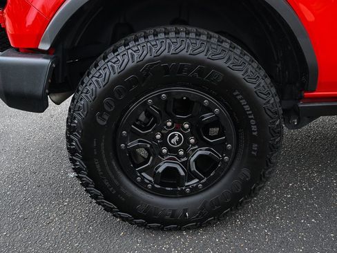 Certified 2022 Ford Bronco Wildtrak image 14