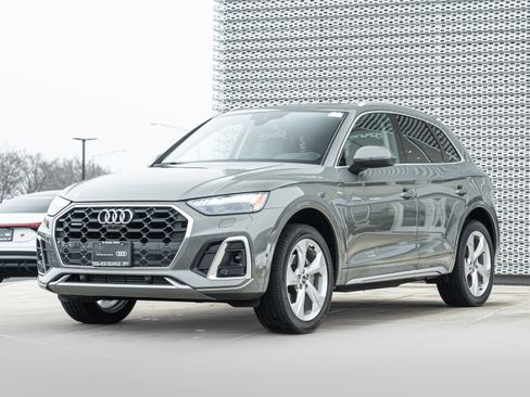 Certified 2023 Audi Q5 2.0T Prestige w/ Prestige Package image 7