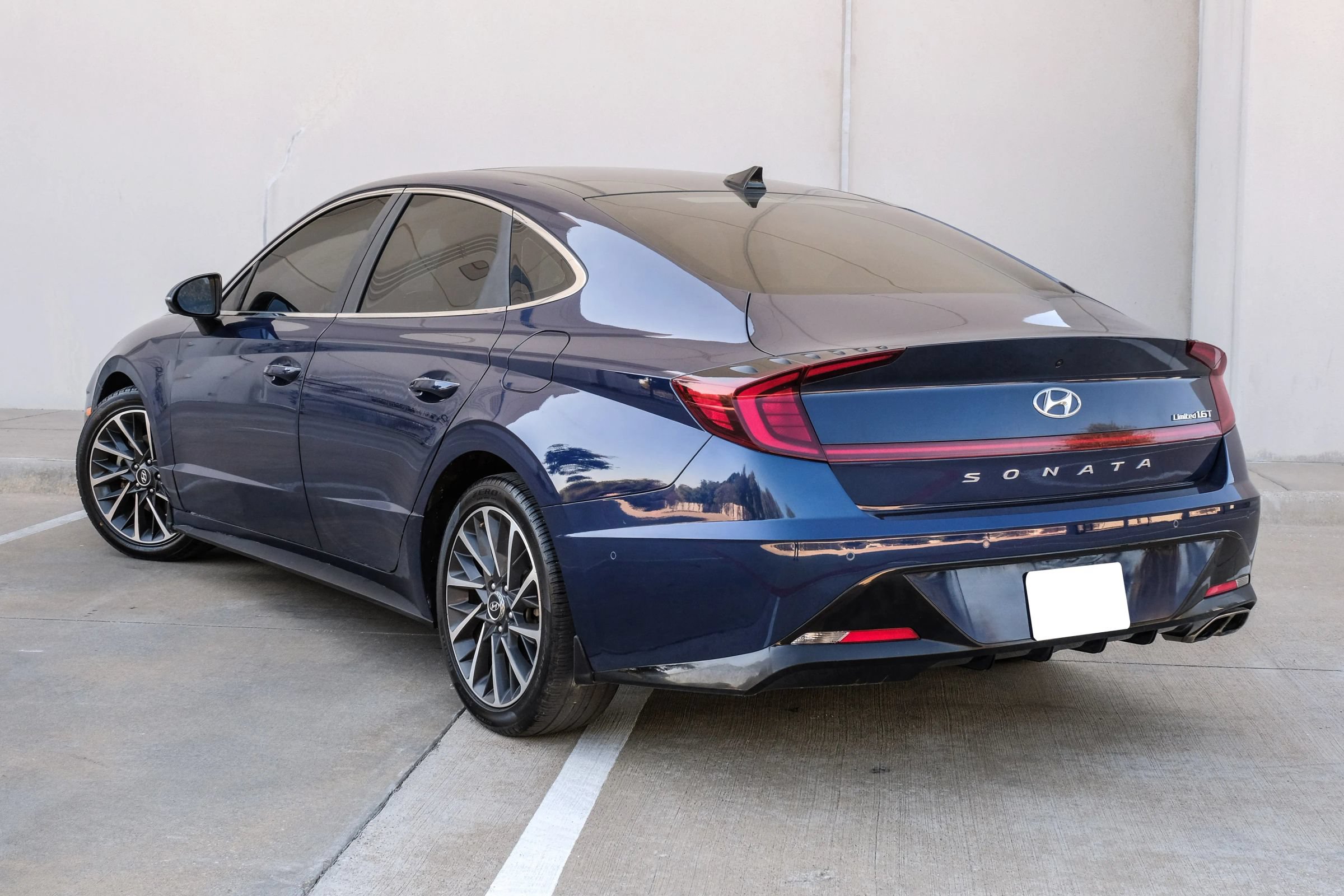 Used 2022 Hyundai Sonata Limited FWD image 12