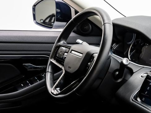 Used 2021 Land Rover Range Rover Evoque S image 10