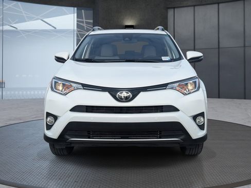 Used 2017 Toyota RAV4 XLE image 9