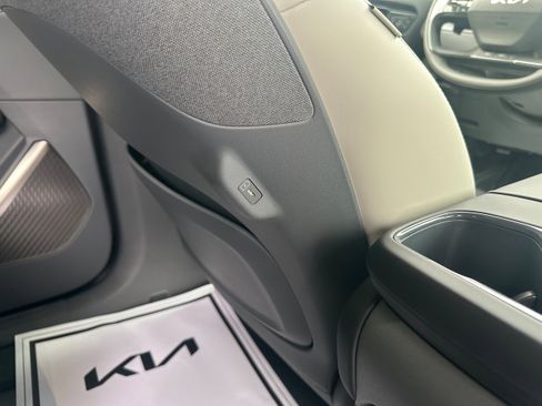 New 2026 Kia EV9 GT-Line image 18
