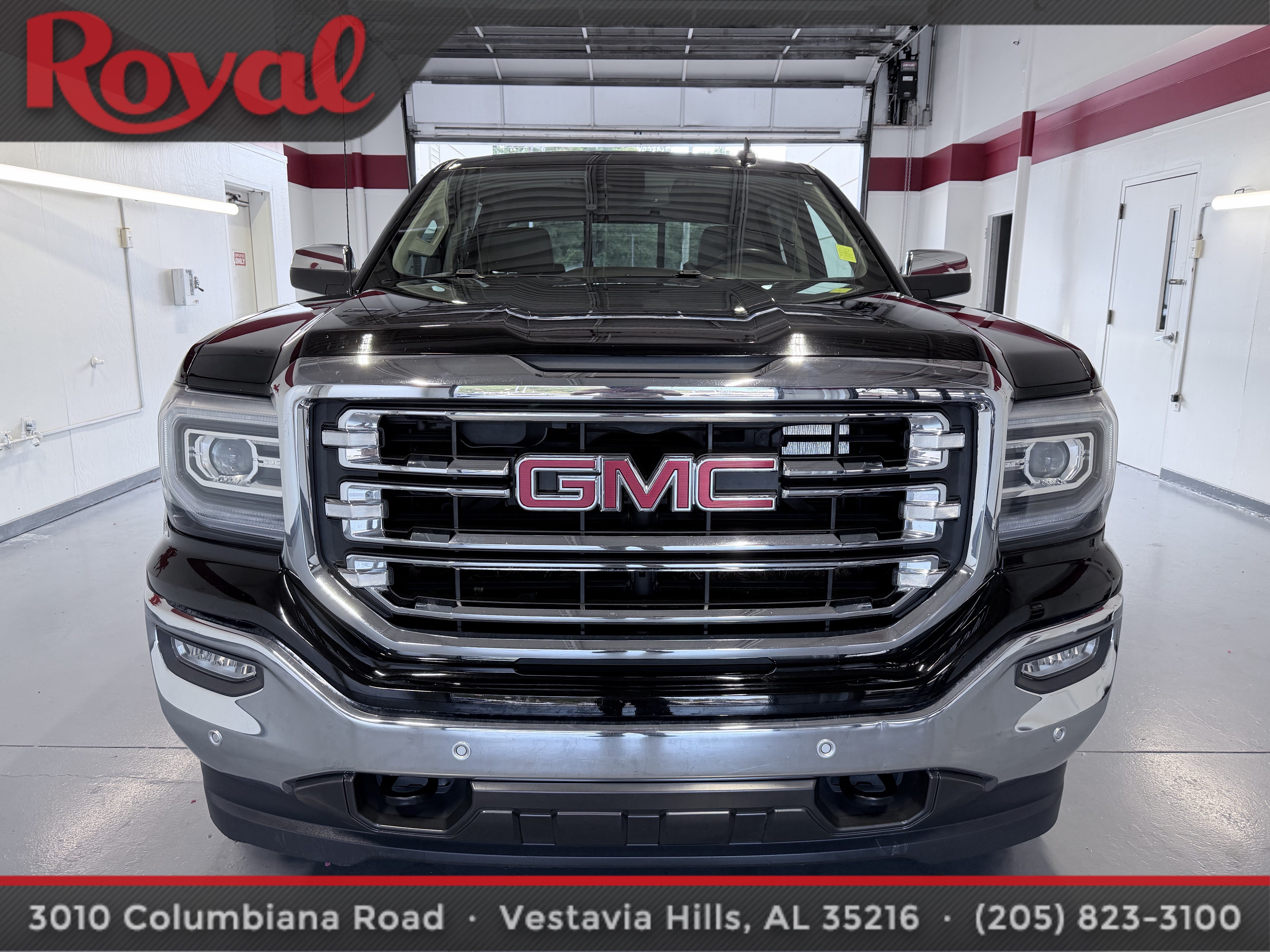 Used 2018 GMC Sierra 1500 SLT AWD/4WD image 2