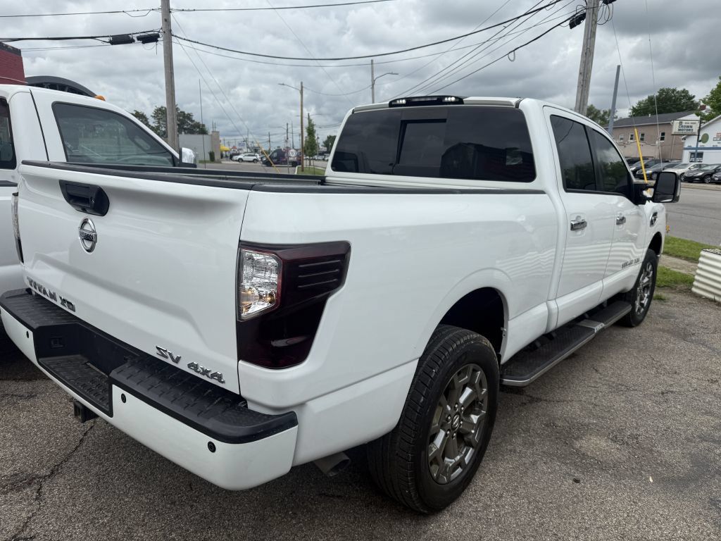 Used 2019 Nissan Titan SV w/ SV Convenience Package AWD/4WD image 4
