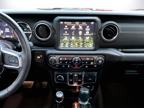 Used 2023 Jeep Wrangler Unlimited Sahara w/ Cold Weather Group image 11