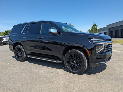 Used 2025 Chevrolet Tahoe Premier image 2