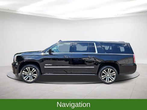 Used 2018 GMC Yukon XL Denali w/ Denali Ultimate Package AWD/4WD image 4