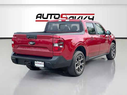Used 2025 Ford Maverick Lariat w/ 4K Tow Package AWD/4WD image 7